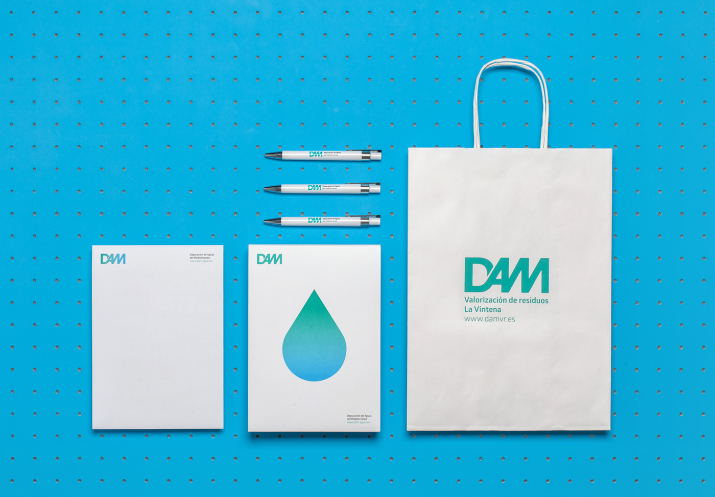 pixelarte-diseno-grafico-marca-Dam_Depuracion_Aguas_Mediterraneo