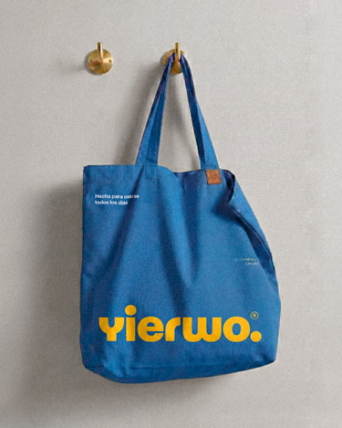 pixelarte diseño gráfico yierwo branding merchandising corporativo totebag