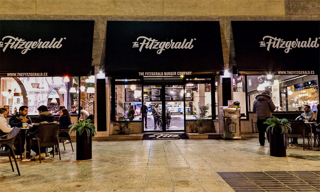 Diseño de identidad corporativa restaurante The Fitzgerald - Diseño de rotulación The Fitz - Estudio de diseño en Valencia Pixelarte