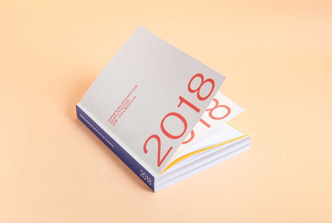 Diseño editorial libro de presupuestos 2016 Diputació de Valencia - Estudio de diseño gráfico en Valencia Pixelarte