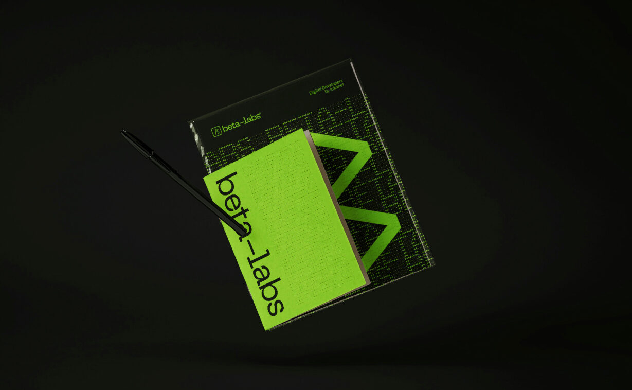 pixelarte estudio de diseño identidad corporativa BetaLabs merchandising libreta