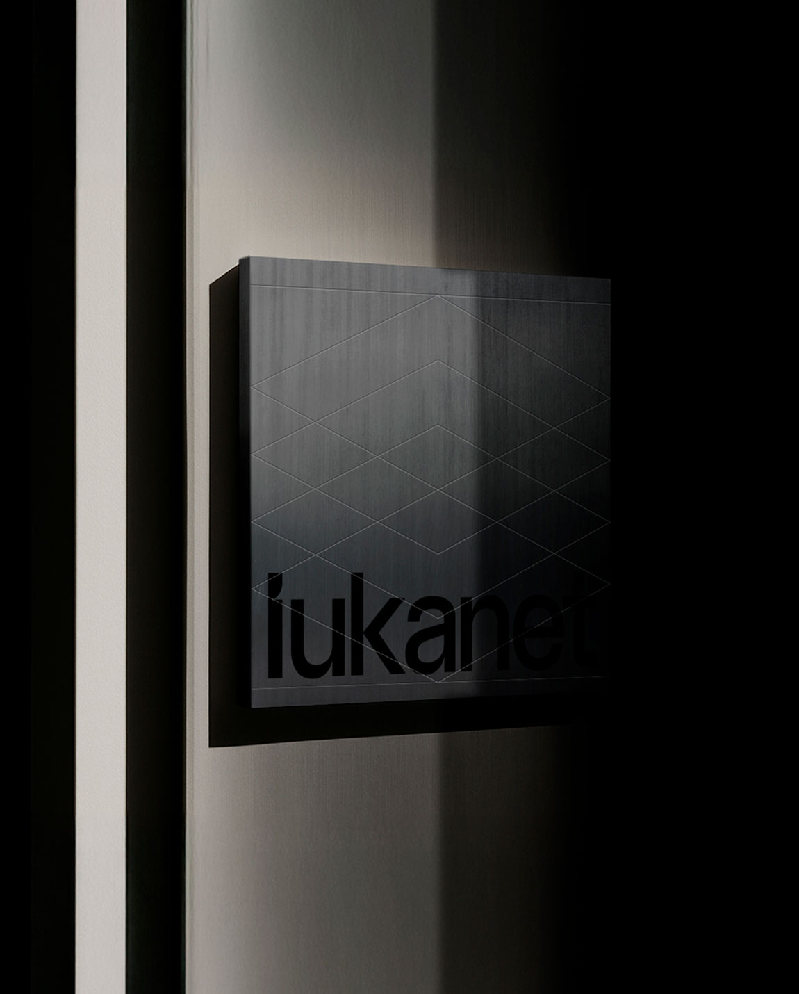 Pixelarte Estudio - Diseño identidad corporativa para Iukanet